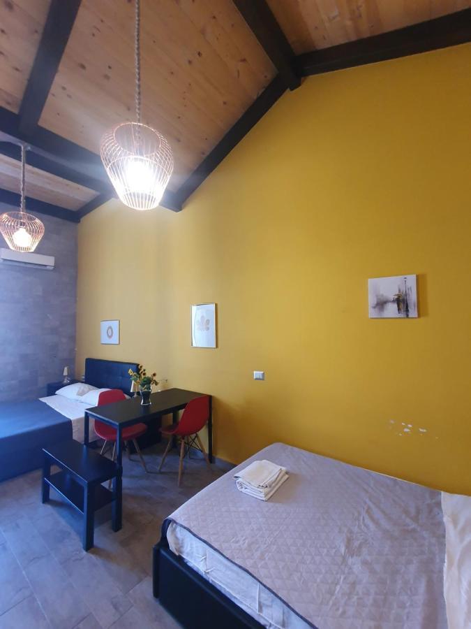 EmyJo Central B&B Nápoles Exterior foto